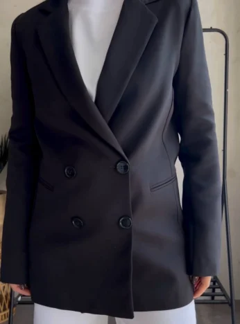 Базовий жакет – чорний