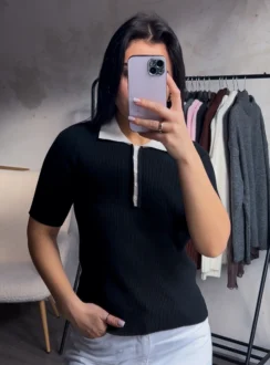 Футболка поло з білим коміром — чорний