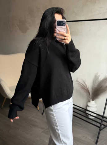 Базовий гольф (Светр з горловиною) — чорний