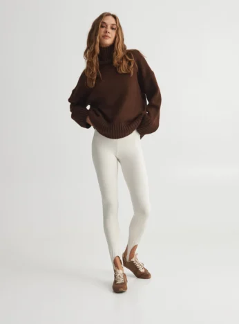 легінси молочні