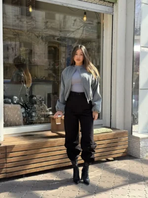 Сірий бомбер