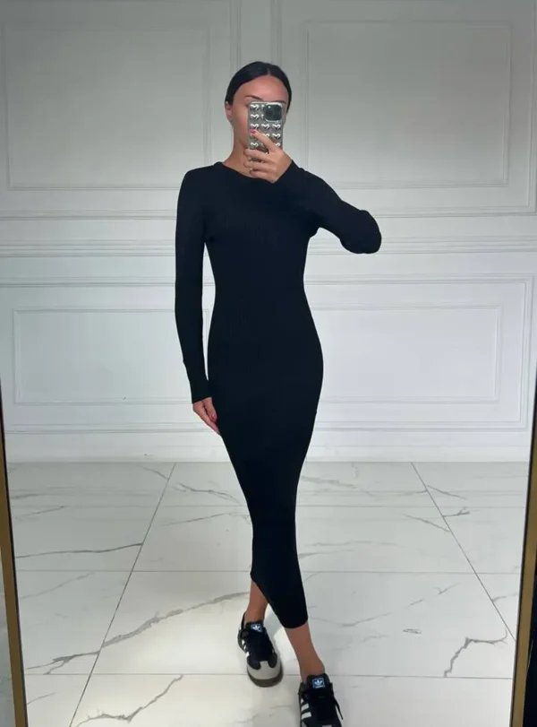 Сукня класична — чорний