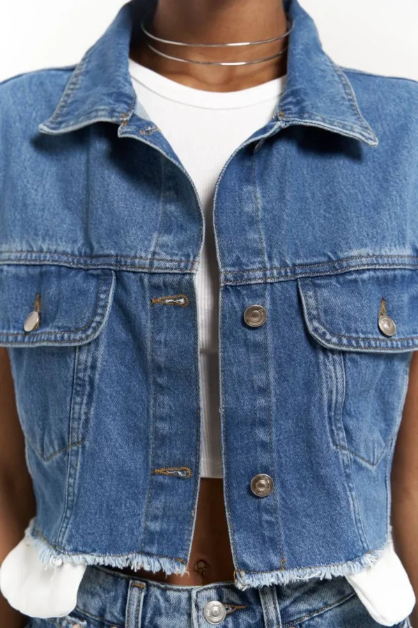 Жилет короткий денім — джинс