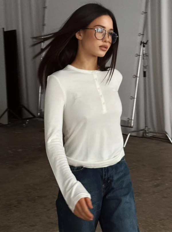 Базовий лонг з ґудзиками - молочний - Image 5