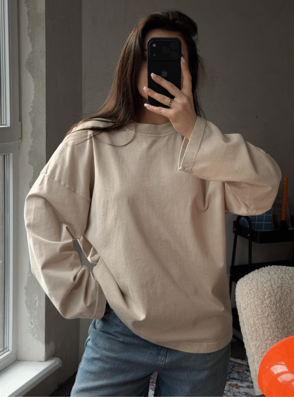 NAGOLOS' long cooker is beige