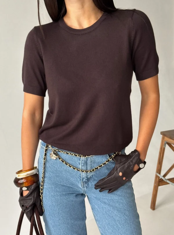 Базова футболка з віскози - коричневий - Зображення 2