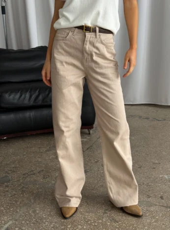 Beige jeans