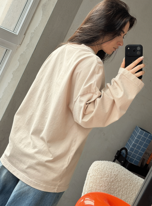 NAGOLOS' long cooker is beige