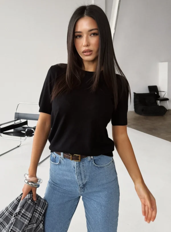 Basic viscose t-shirt - black